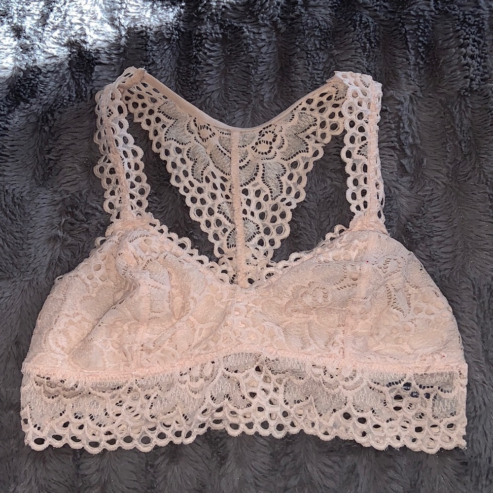 Arie Lace Bralette in Blush